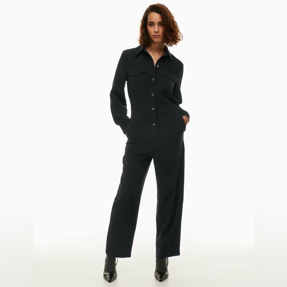 Aritzia Wilfred Laneway Utility Jumpsuit Relaxed Crepe NWT Black Size Small - Picture 1 of 6